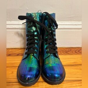 BNWOT Dolls Kill Mermaid Tears Iridescent Lace-Up Boots